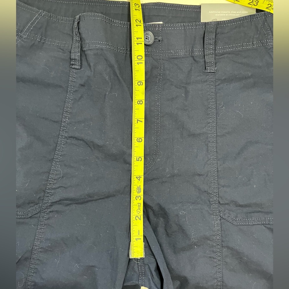 Chicos Navy Casual Blue Poplin Shorts Size 14 (Chicos size 2.5) New with Tags - Picture 7 of 7